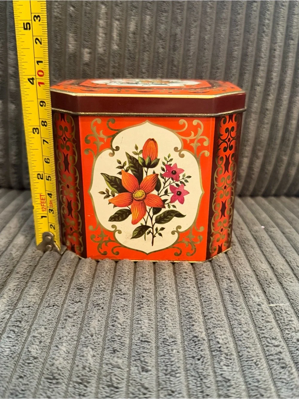 1970s vintage tin container
